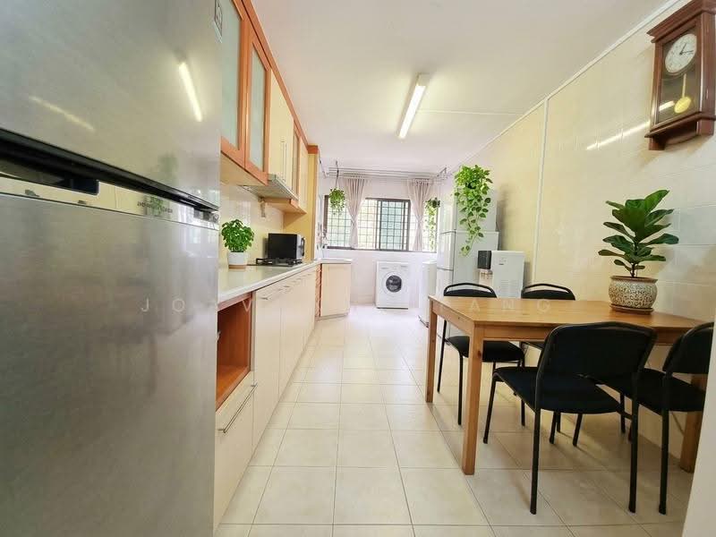 607 Ang Mo Kio Avenue 4, 607 Ang Mo Kio Avenue 4, Ang Mo Kio / Bishan / Thomson, 2 Bedrooms, 732 sqft, HDB Flat For Sale, by Joavonne Tang, 500270257 - PropertyGuru.com.sg
