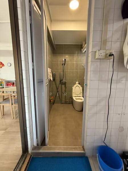 4 Joo Chiat Road, 4 Joo Chiat Road, East Coast / Marine Parade, 2 Bedrooms, 969 sqft, HDB Flat For Sale, by Jesper Loh, 500270266 - Bathroom - PropertyGuru.com.sg