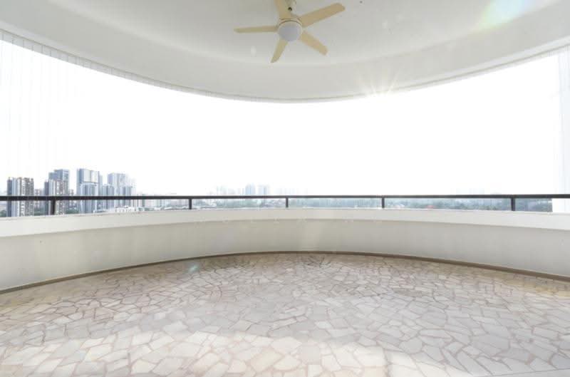 Regency Park, 3 Nathan Road, Tanglin / Holland / Bukit Timah, 4 Bedrooms, 3,650 sqft, Condominium For Rent, by Angela Ng, 500270269 - Balcony - PropertyGuru.com.sg