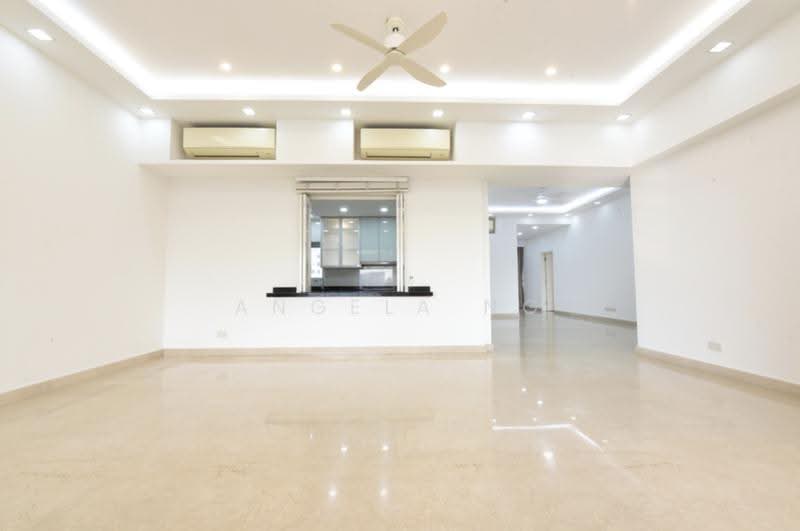 Regency Park, 3 Nathan Road, Tanglin / Holland / Bukit Timah, 4 Bedrooms, 3,650 sqft, Condominium For Rent, by Angela Ng, 500270269 - Living Room - PropertyGuru.com.sg