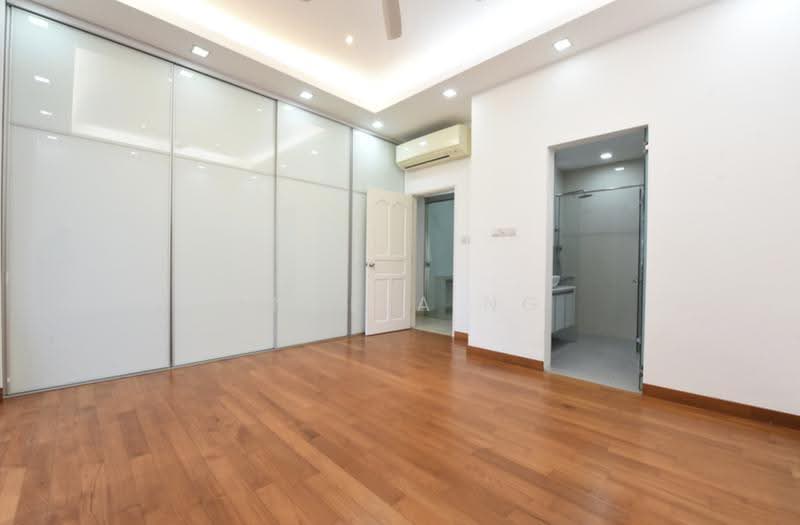Regency Park, 3 Nathan Road, Tanglin / Holland / Bukit Timah, 4 Bedrooms, 3,650 sqft, Condominium For Rent, by Angela Ng, 500270269 - Bedroom - PropertyGuru.com.sg