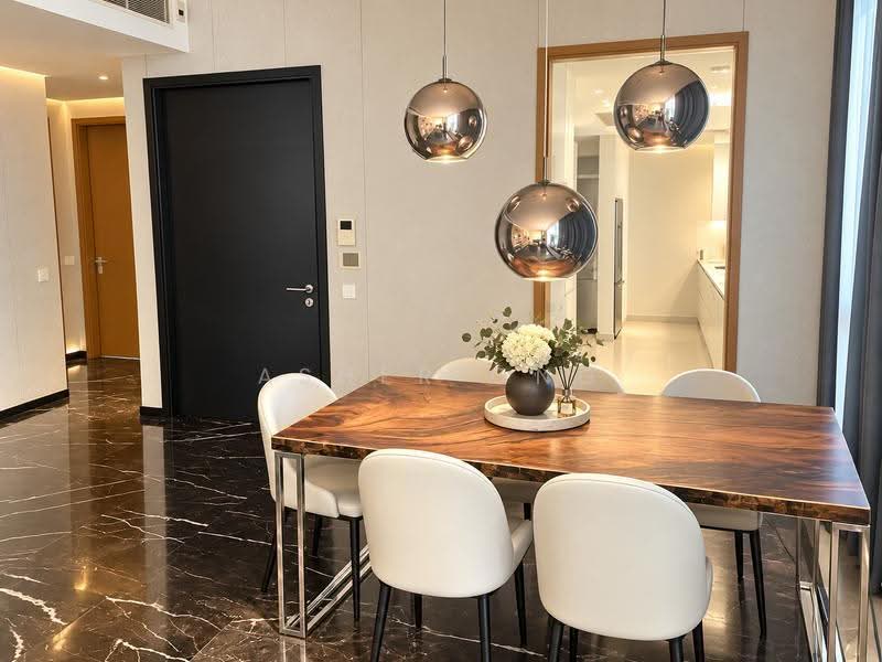 Helios Residences, 17 Cairnhill Circle, Orchard / River Valley, 3 Bedrooms, 1,700 sqft, Condominium For Rent, by Asher Ong, 500270276 - Dining Room - PropertyGuru.com.sg