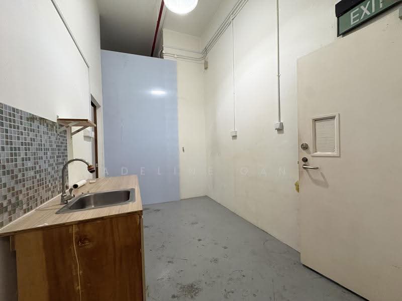 Admiralty Industrial Park, 19 Woodlands Industrial Park E1, Sembawang / Yishun, 350 sqft, Factory / Workshop (B2) For Rent, by Adeline Gan, 500270280 - Interior - CommercialGuru.com.sg