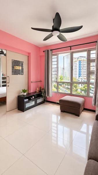 Sembawang Crescent, Sembawang Crescent, 2 Bedrooms, 506 sqft, HDB Flat For Sale, by Steven Choo, 500270284 - Living Room - PropertyGuru.com.sg