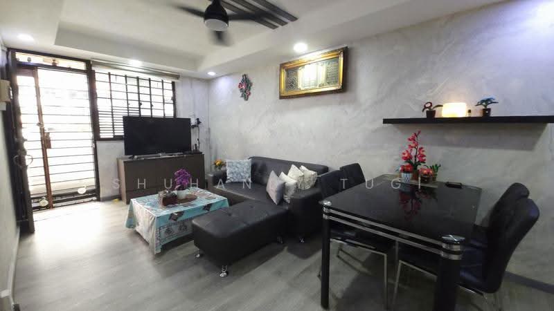 114 Ho Ching Road, 114 Ho Ching Road, Boon Lay / Jurong / Tuas, 3 Bedrooms, 700 sqft, HDB Flat For Sale, by Shuhandy Tugi, 500270286 - Living Room - PropertyGuru.com.sg