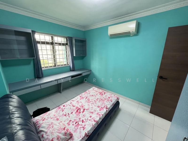 686A Jurong West Central 1, 686A Jurong West Central 1, Boon Lay / Jurong / Tuas, 3 Bedrooms, 1,420 sqft, HDB Flat For Sale, by Darryl Cresswell, 500270304 - Bedroom - PropertyGuru.com.sg