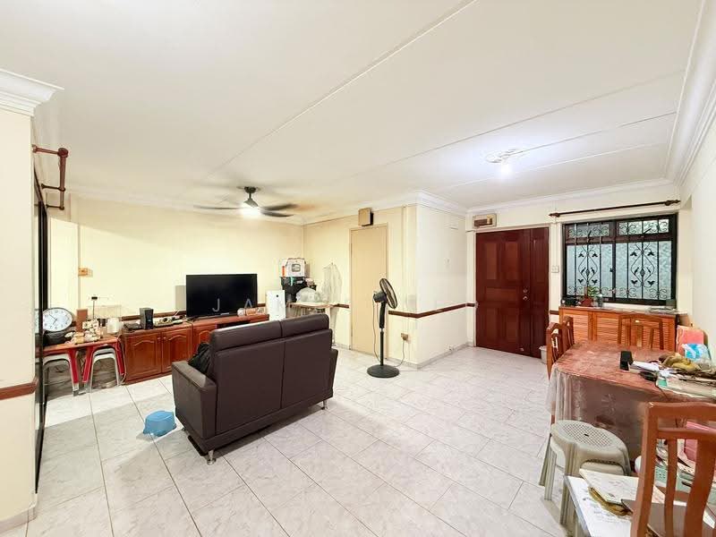 663C Jurong West Street 65, 663C Jurong West Street 65, Boon Lay / Jurong / Tuas, 3 Bedrooms, 1,184 sqft, HDB Flat For Sale, by James Yeo, 500270308 - Living Room - PropertyGuru.com.sg