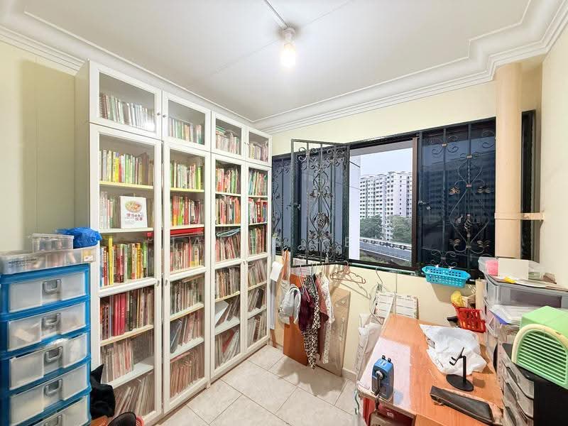 663C Jurong West Street 65, 663C Jurong West Street 65, Boon Lay / Jurong / Tuas, 3 Bedrooms, 1,184 sqft, HDB Flat For Sale, by James Yeo, 500270308 - Study - PropertyGuru.com.sg