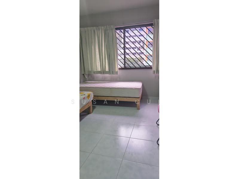 329 Yishun Ring Road, 329 Yishun Ring Road, Sembawang / Yishun, 3 Bedrooms, 1,200 sqft, HDB Flat For Rent, by Susan Cui, 500270310 - PropertyGuru.com.sg