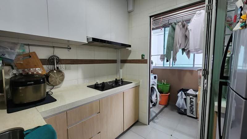 268B Punggol Field, 268B Punggol Field, Hougang / Punggol / Sengkang, 3 Bedrooms, 1,033 sqft, HDB Flat For Sale, by Grace Tan, 500270326 - Kitchen - PropertyGuru.com.sg