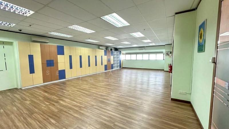 Ruby Industrial Complex, 80 Genting Lane, Macpherson / Potong Pasir, 2,034 sqft, Factory / Workshop (B2) For Rent, by Seah Wan Peng (Gilda), 500270327 - Office / Production - CommercialGuru.com.sg