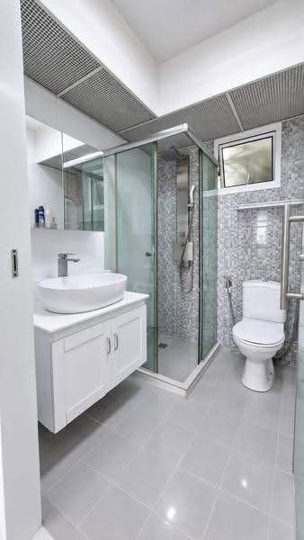 661C Edgedale Plains, 661C Edgedale Plains, Hougang / Punggol / Sengkang, 3 Bedrooms, 990 sqft, HDB Flat For Sale, by Nick Tan, 500270332 - Bathroom - PropertyGuru.com.sg