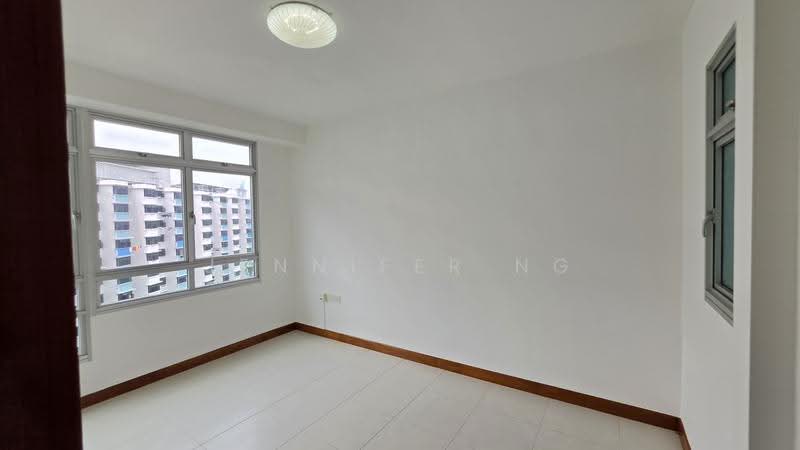 38D Bendemeer Road, 38D Bendemeer Road, Balestier / Toa Payoh, 2 Bedrooms, 743 sqft, HDB Flat For Sale, by Jennifer Ng, 500270335 - Master Bedroom - PropertyGuru.com.sg