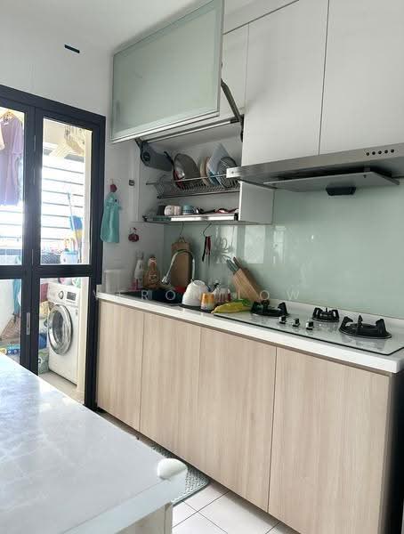 88 Dawson Road, 88 Dawson Road, Alexandra / Commonwealth, 3 Bedrooms, 893 sqft, HDB Flat For Sale, by Veron Low, 500270356 - Kitchen - PropertyGuru.com.sg