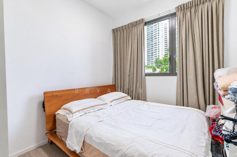 AMO Residence, 21 Ang Mo Kio Rise, Ang Mo Kio / Bishan / Thomson, 2 Bedrooms, 743 sqft, Condominium For Sale, by Bryan Ng, 500270367 - Bedroom - PropertyGuru.com.sg