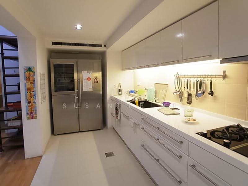 Cairnhill 5+1 Bed Plus Carpark!, Cairnhill Road Conservation House, Orchard / River Valley, 5 Bedrooms, 4,059 sqft, Conservation House For Rent, by Susan Prior, 500270372 - Kitchen - PropertyGuru.com.sg