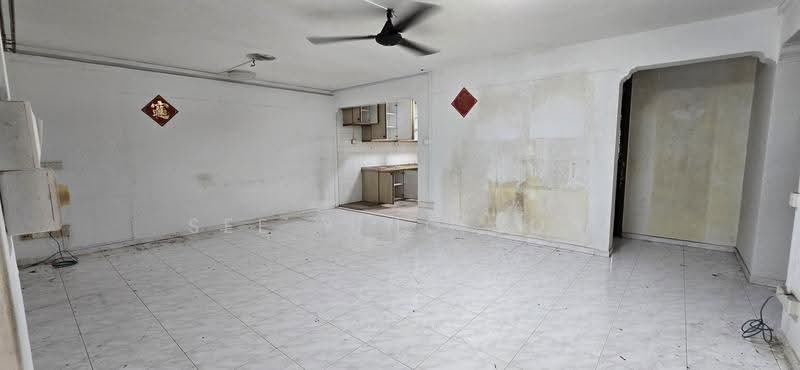 872 Woodlands St 81, st 81, 3 Bedrooms, 1,237 sqft, HDB Flat For Sale, by See Ying Soh, 500270381 - Living Room - PropertyGuru.com.sg