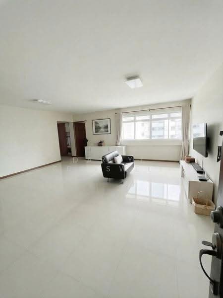 276B Jurong West Avenue 3, 276B Jurong West Avenue 3, Boon Lay / Jurong / Tuas, 3 Bedrooms, 1,194 sqft, HDB Flat For Sale, by Darryl Cresswell, 500270406 - Living Room - PropertyGuru.com.sg