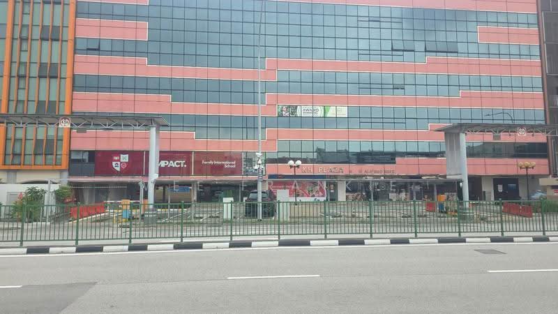 Walk to Aljunied MRT easy access, Aljunied Road, Eunos / Geylang / Paya Lebar, 2,850 sqft, Shop / Shophouse For Rent, by Wee Frankie, 500270409 - Exterior - CommercialGuru.com.sg