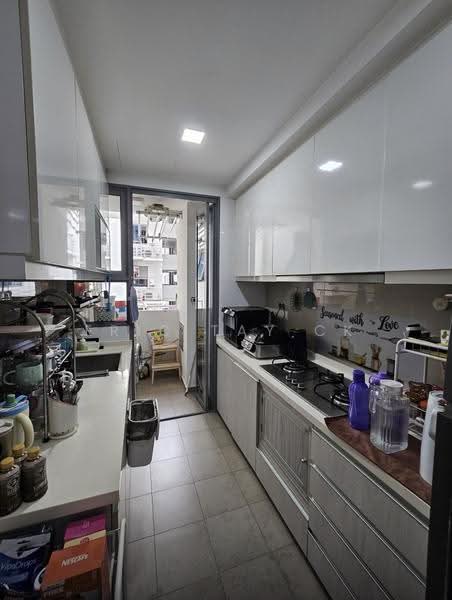 The Canopy, 73 Yishun Avenue 11, Sembawang / Yishun, 2 Bedrooms, 1,023 sqft, Condominium For Sale, by Eric Tay CK, 500270410 - Kitchen - PropertyGuru.com.sg