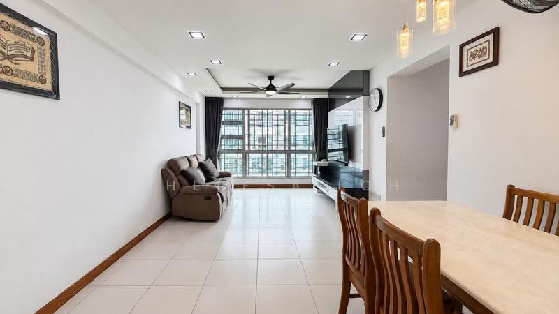 273D Punggol Place, 273D Punggol Place, Hougang / Punggol / Sengkang, 3 Bedrooms, 1,001 sqft, HDB Flat For Sale, by Theresa Loh, 500270413 - Living Room - PropertyGuru.com.sg