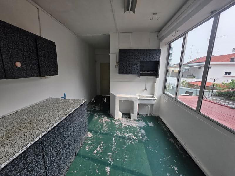 Changi 2nd Floor Vet/ Hair/ Office, Changi Road, Eunos / Geylang / Paya Lebar, 1,400 sqft, Shop / Shophouse For Rent, by Susan Prior, 500270422 - Kitchen - CommercialGuru.com.sg