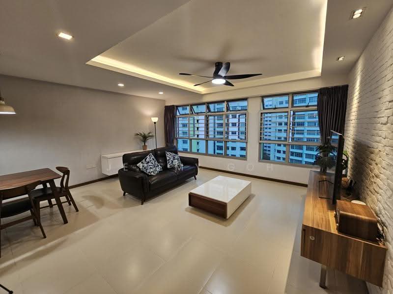 782D Woodlands Crescent, 782D Woodlands Crescent, Admiralty / Woodlands, 3 Bedrooms, 1,206 sqft, HDB Flat For Sale, by Jeremy Goh, 500270429 - Living Room - PropertyGuru.com.sg
