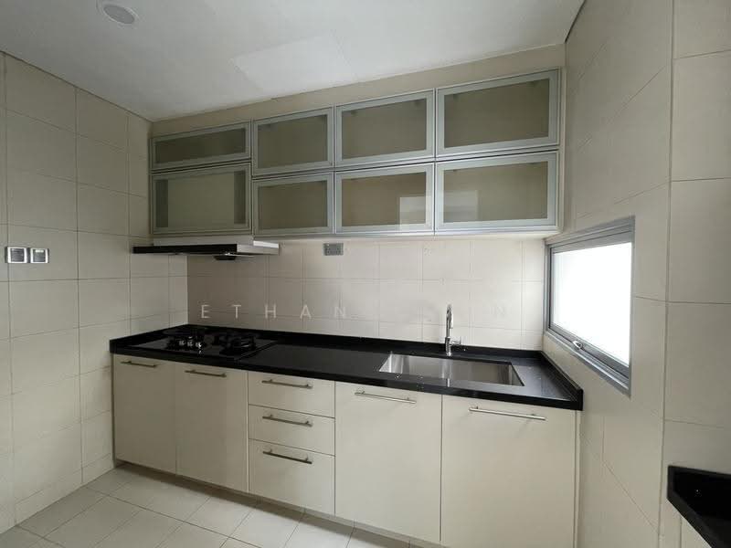 Dunsfold 18, Dunsfold Drive, Macpherson / Potong Pasir, 5 Bedrooms, 4,454 sqft, Detached House For Sale, by Ethan Chin, 500270430 - Kitchen - PropertyGuru.com.sg