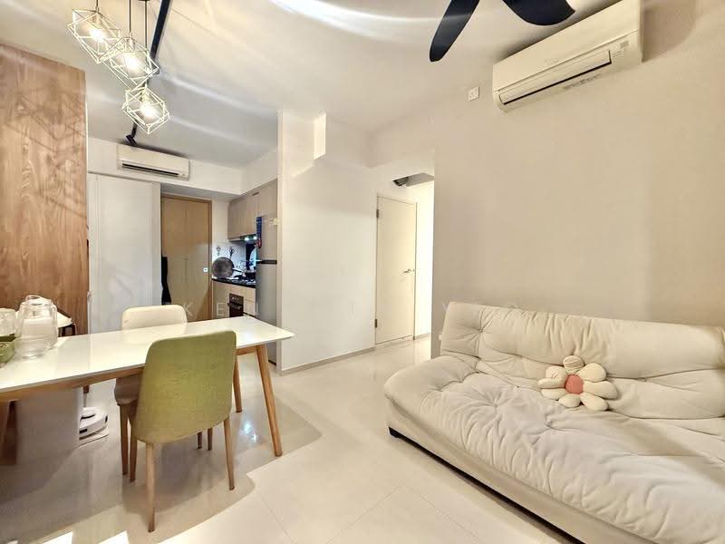 Westwood Residences EC, 186 Westwood Avenue, Boon Lay / Jurong / Tuas, 2 Bedrooms, 764 sqft, Condominium For Sale, by Kenneth Yeo, 500270433 - Living Room - PropertyGuru.com.sg