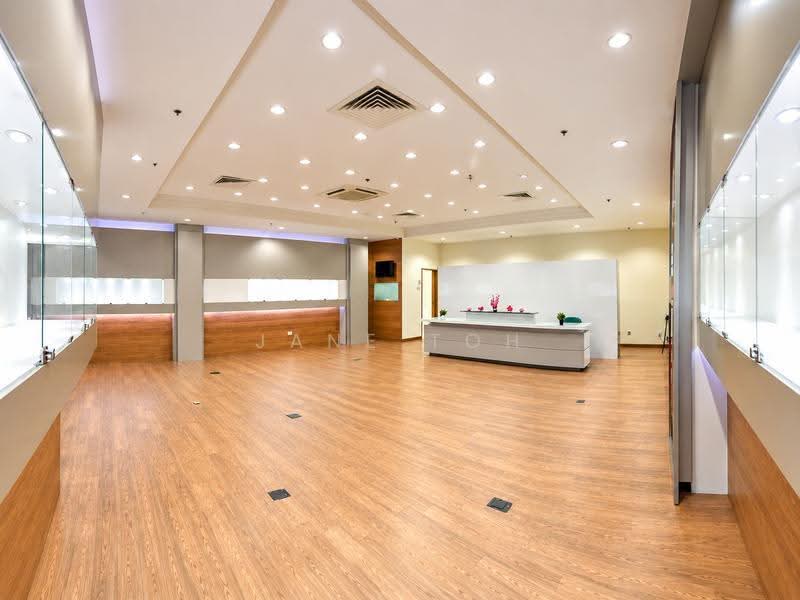 Ground Floor Showroom, B1 Industrial (with Waterpoint) @ Macpherson, Macpherson / Potong Pasir, 2,150 sqft, Light Industrial (B1) For Rent, by Jane Toh, 500270435 - Interior - CommercialGuru.com.sg