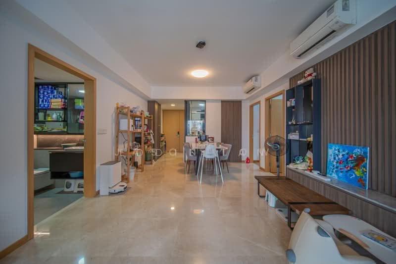 Fyve Derbyshire, 5 Derbyshire Road, Newton / Novena, 3 Bedrooms, 937 sqft, Condominium For Sale, by Eddie Tan, 500270440 - Living Room - PropertyGuru.com.sg