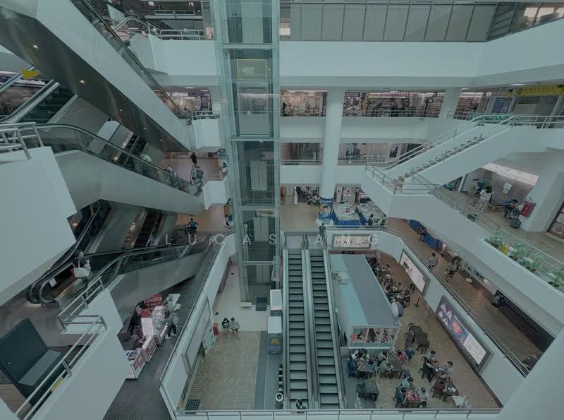 Beauty World Centre, 144 Upper Bukit Timah Road, Clementi Park / Upper Bukit Timah, 1,200 sqft, Mall Shop For Sale, by Lucas Ang, 500270487 - Interior - CommercialGuru.com.sg