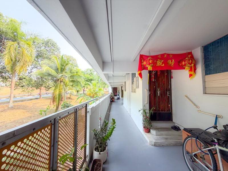 292 Tampines Street 22, 292 Tampines Street 22, Pasir Ris / Tampines, 2 Bedrooms, 722 sqft, HDB Flat For Sale, by DON SIDHU, 500270489 - Corridor - PropertyGuru.com.sg