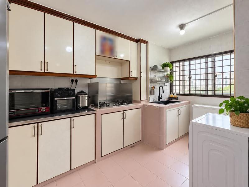 512 Bukit Batok Street 52, 512 Bukit Batok Street 52, Dairy Farm / Bukit Panjang / Choa Chu Kang, 3 Bedrooms, 1,571 sqft, HDB Flat For Sale, by Nicolas Pang, 500270500 - Kitchen - PropertyGuru.com.sg