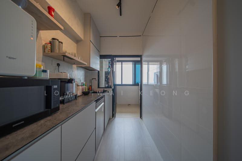 413A Northshore Drive, , 3 Bedrooms, 1,001 sqft, HDB Flat For Sale, by Loke Wai Keong, 500270502 - Kitchen - PropertyGuru.com.sg