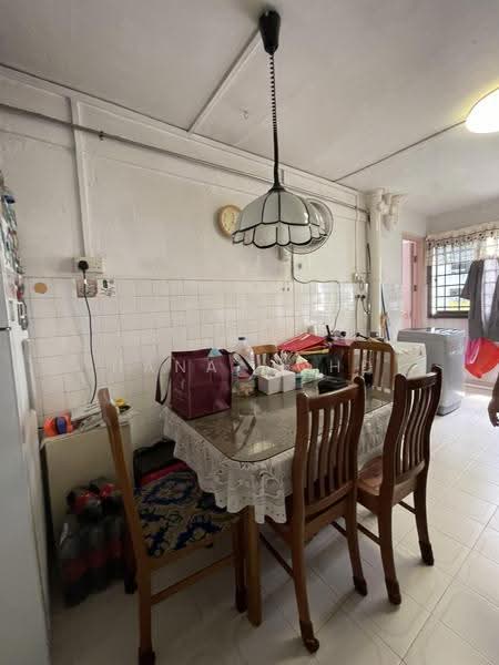 330 Clementi Avenue 2, 330 Clementi Avenue 2, Buona Vista / West Coast / Clementi New Town, 2 Bedrooms, 721 sqft, HDB Flat For Sale, by Hana Mohd, 500270503 - Dining Room - PropertyGuru.com.sg