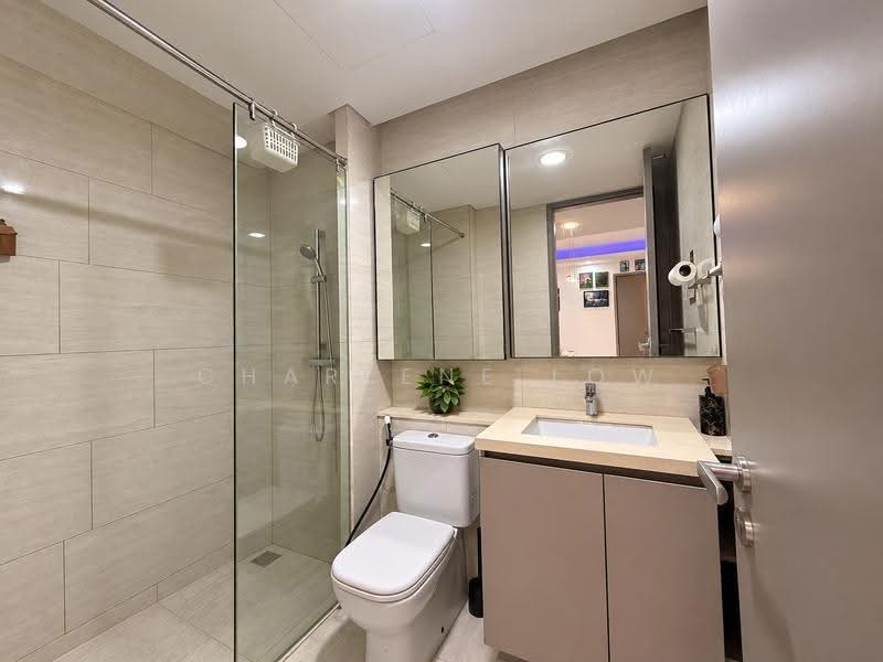 The Venue Residences and Shoppes, 14 Tai Thong Crescent, Macpherson / Potong Pasir, 2 Bedrooms, 850 sqft, Condominium For Sale, by Charlene Low, 500270509 - Bathroom - PropertyGuru.com.sg