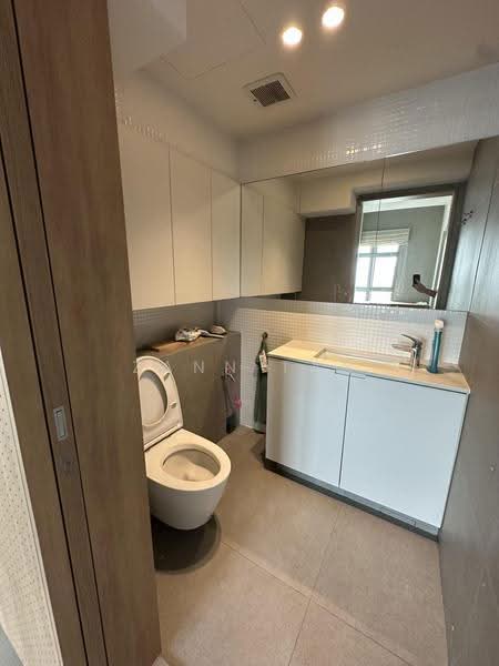 30 Margaret Drive, 30 Margaret Drive, Alexandra / Commonwealth, 2 Bedrooms, 667 sqft, HDB Flat For Sale, by Zann Tan, 500270513 - Bathroom - PropertyGuru.com.sg