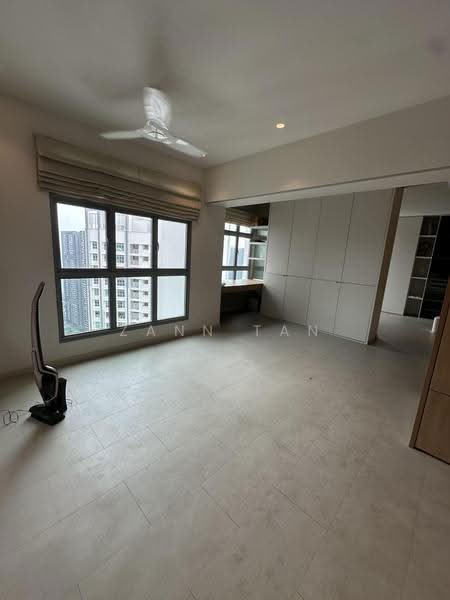 30 Margaret Drive, 30 Margaret Drive, Alexandra / Commonwealth, 2 Bedrooms, 667 sqft, HDB Flat For Sale, by Zann Tan, 500270513 - Sliding wall that can fully open up - PropertyGuru.com.sg