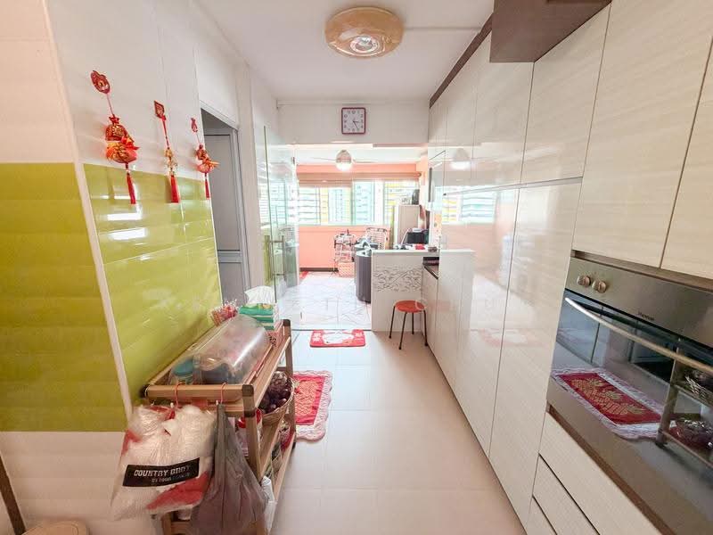 328 Yishun Ring Road, 328 Yishun Ring Road, Sembawang / Yishun, 4 Bedrooms, 1,571 sqft, HDB Flat For Sale, by Kenneth Chua, 500270515 - Kitchen - PropertyGuru.com.sg