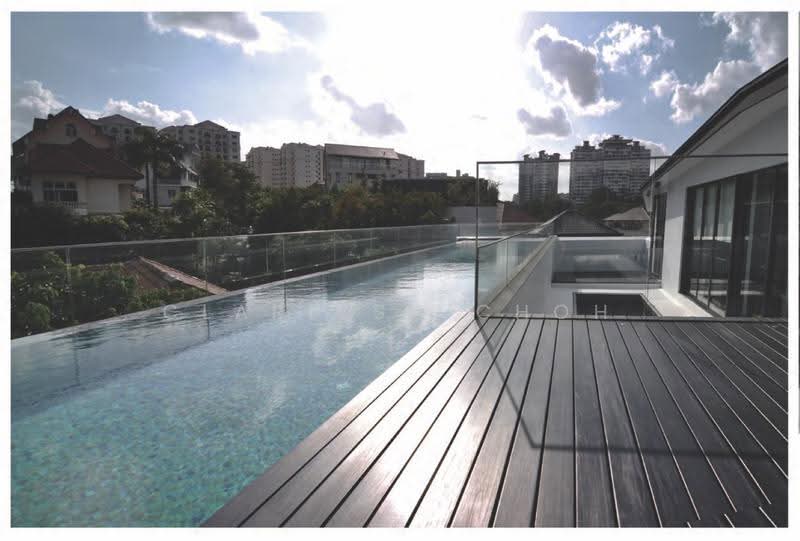 Shepherd's Hill Estate, Merino Crescent, Alexandra / Commonwealth, 5 Bedrooms, 10,000 sqft, Detached House For Sale, by Clarissa Choh, 500270517 - Exterior - PropertyGuru.com.sg