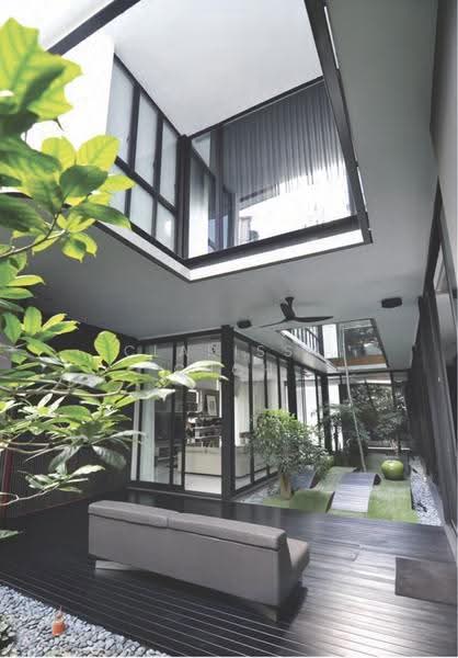 Shepherd's Hill Estate, Merino Crescent, Alexandra / Commonwealth, 5 Bedrooms, 10,000 sqft, Detached House For Sale, by Clarissa Choh, 500270517 - Exterior - PropertyGuru.com.sg