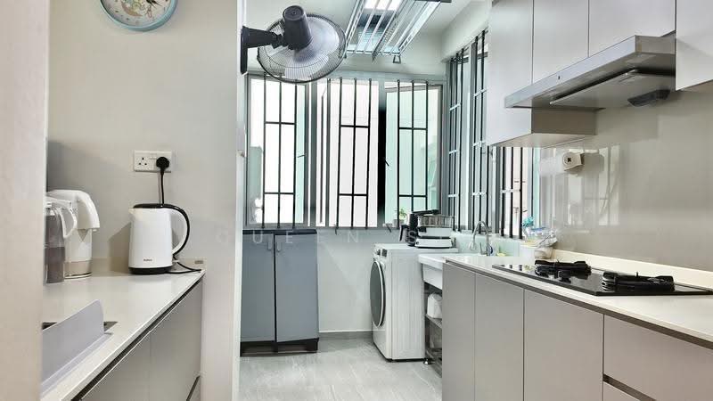 Hillview Regency, 26 Bukit Batok East Avenue 2, Dairy Farm / Bukit Panjang / Choa Chu Kang, 3 Bedrooms, 1,130 sqft, Condominium For Sale, by Queen Sie, 500270520 - Kitchen - PropertyGuru.com.sg