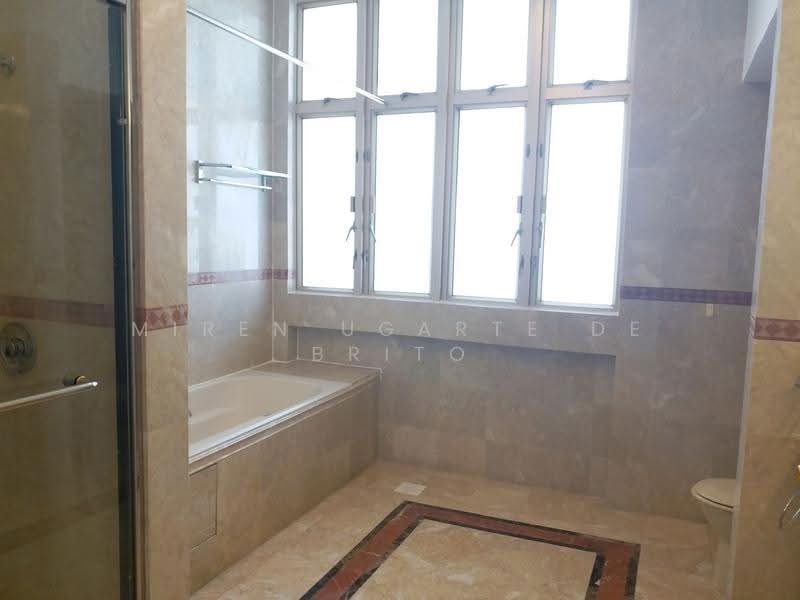 Penthouse @ Leonie Condo, 2 Leonie Hill Road, Orchard / River Valley, 5 Bedrooms, 4,843 sqft, Condominium For Rent, by Miren Ugarte de Brito, 500270523 - Bathroom - PropertyGuru.com.sg