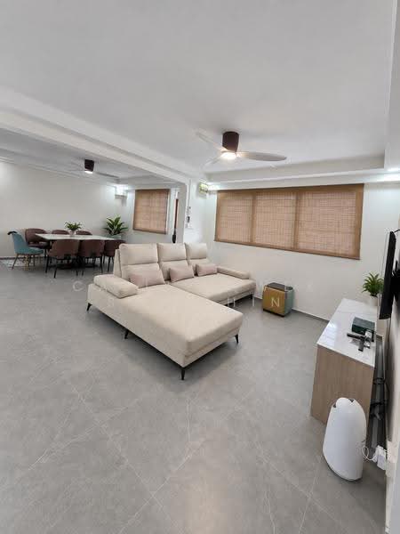 105 Pasir Ris Street 12, 105 Pasir Ris Street 12, Pasir Ris / Tampines, 2 Bedrooms, 1,100 sqft, HDB Flat For Rent, by Callie Qwek Sor Chin, 500270526 - Living Room - PropertyGuru.com.sg