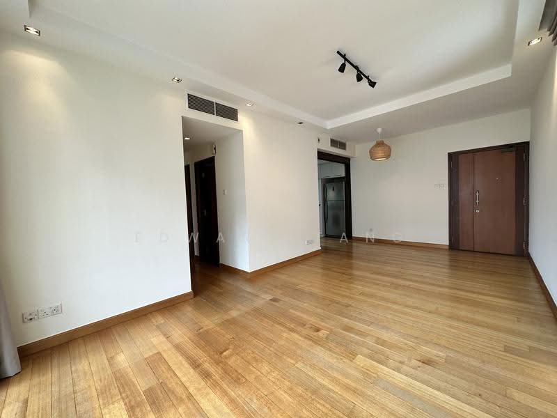 Robertson 100, 100 Robertson Quay, Orchard / River Valley, 3 Bedrooms, 1,152 sqft, Apartment For Sale, by Edward Tang, 500270534 - Living Room - PropertyGuru.com.sg