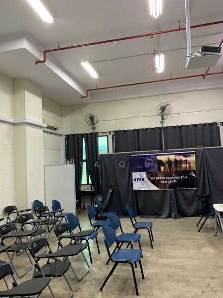 Paya Lebar 178, 178 Paya Lebar Road, Eunos / Geylang / Paya Lebar, 1,399 sqft, Light Industrial (B1) For Sale, by Eva Qiu, 500270547 - Interior - CommercialGuru.com.sg