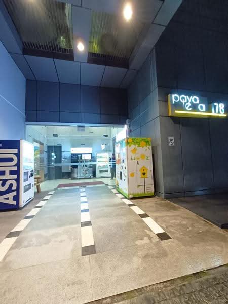 Paya Lebar 178, 178 Paya Lebar Road, Eunos / Geylang / Paya Lebar, 1,399 sqft, Light Industrial (B1) For Sale, by Eva Qiu, 500270547 - Entrance - CommercialGuru.com.sg