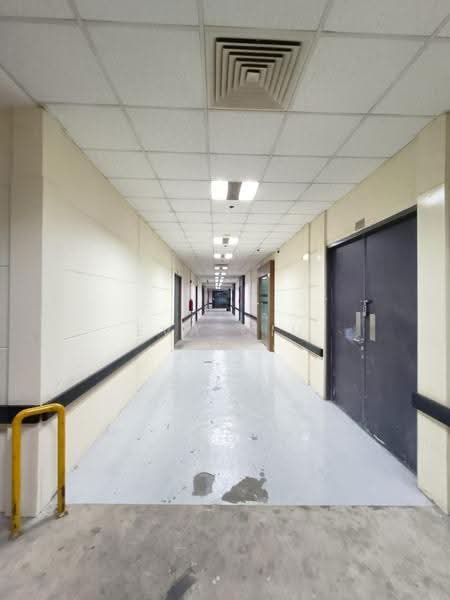 Paya Lebar 178, 178 Paya Lebar Road, Eunos / Geylang / Paya Lebar, 1,399 sqft, Light Industrial (B1) For Sale, by Eva Qiu, 500270547 - Corridor - CommercialGuru.com.sg