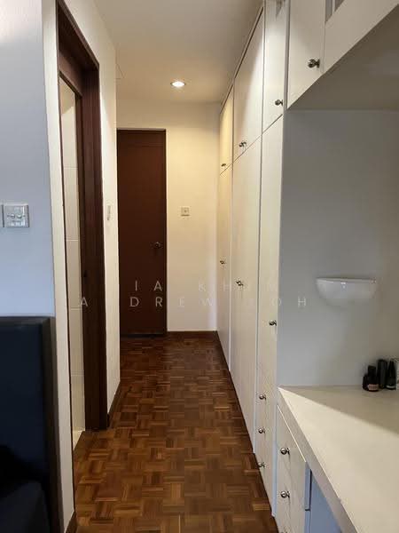 Binjai Park, Clementi Park / Upper Bukit Timah, 5 Bedrooms, 10,000 sqft, Good Class Bungalow For Sale, by Kia Khim Andrew Loh, 500270549 - Corridor - PropertyGuru.com.sg
